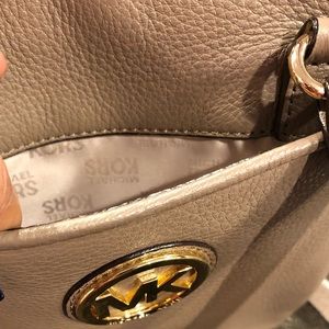 Michael Kors Bags - Michael Kors Flat Leather Open Top Crossbody Bag Michael Kors Bags - Michael Kors Flat Leather Open Top Crossbody Bag